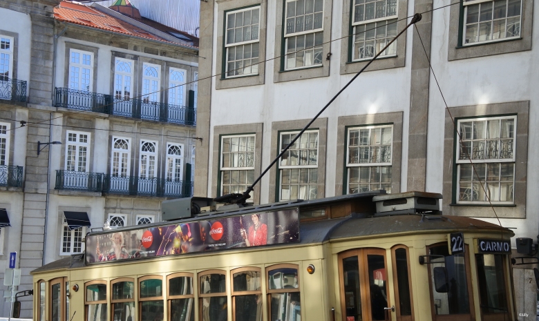 Porto_tram_©Lilly